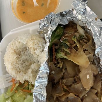 Chanida Thai Cuisine - Thai Near Me - Yucaipa, California Chanida Thai Cuisine - Thai Near Me - Yucaipa, California