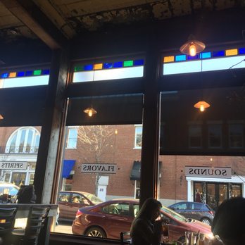 GRAY'S On Main - Bars Near Me - Franklin, Tennessee