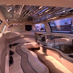 V I P Limousine service