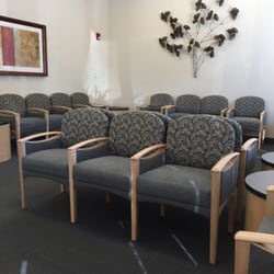 Northwestern Medicine Surgery Center - Warrenville - Waiting room