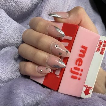 Rose Nails & Spa - Nails done by Minh (right hand) - Nail Salons Near Me - Elk Grove, California Rose Nails & Spa - Nails done by Minh (right hand) - Nail Salons Near Me - Elk Grove, California