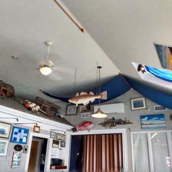Jake's Seafood Restaurant - Decor - Seafood Near Me - Hull, Massachusetts