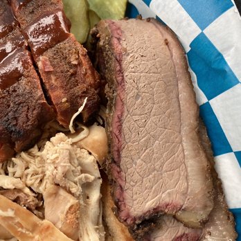 Davis BBQ - Brisket - Barbeque Near Me - Sterling, Massachusetts