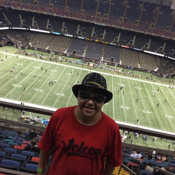 Caesars Superdome - Stadiums & Arenas Near Me - New Orleans, Louisiana Caesars Superdome - Stadiums & Arenas Near Me - New Orleans, Louisiana