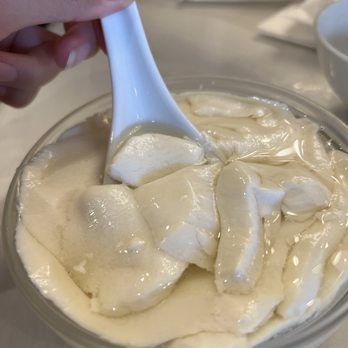 Legend Seafood Restaurant - tofu pudding - Dim Sum Near Me - Honolulu, Hawaii Legend Seafood Restaurant - tofu pudding - Dim Sum Near Me - Honolulu, Hawaii