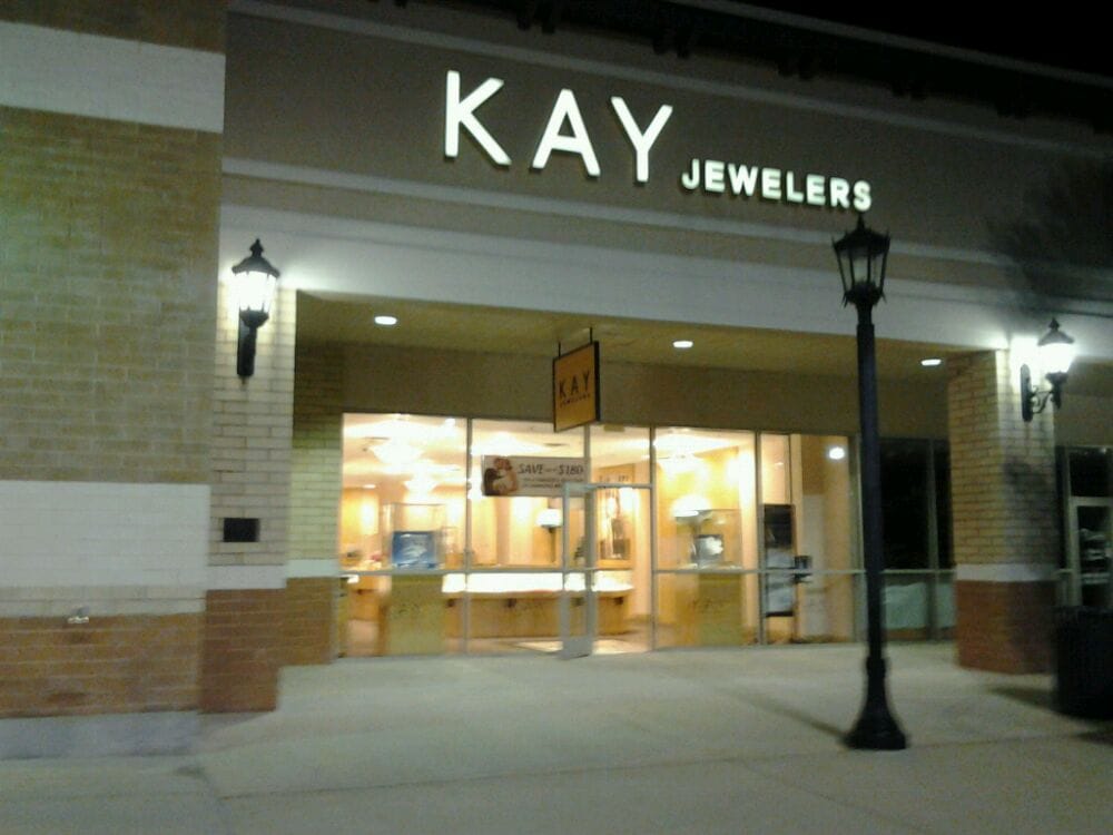 KAY JEWELERS Updated August 2024 172 Promenade Blvd, Flowood