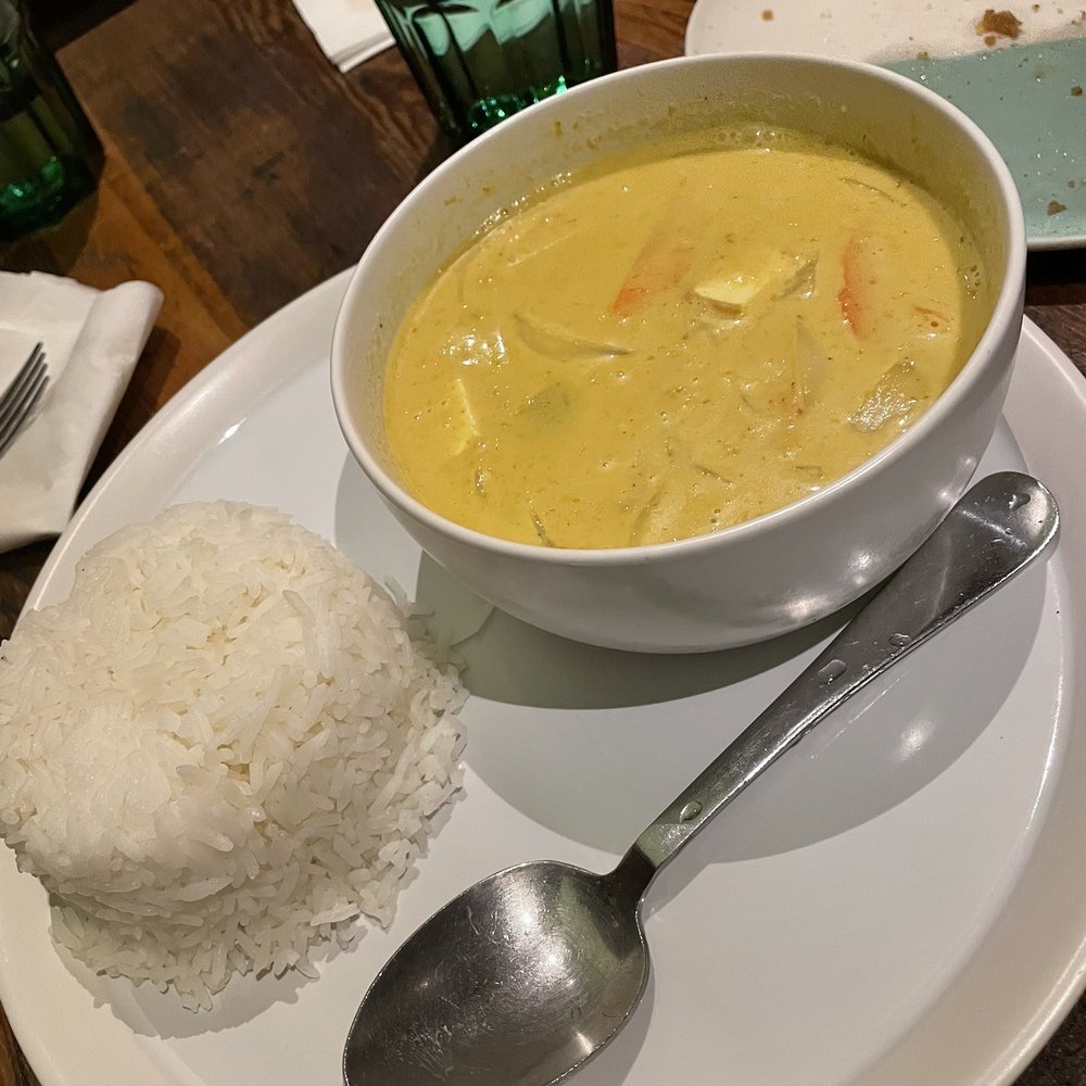 Yimm - Yellow Curry Plate - Thai Near Me - Oakland, California Yimm - Yellow Curry Plate - Thai Near Me - Oakland, California