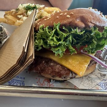 Super Duper Burgers - Burgers Near Me - Roseville, California