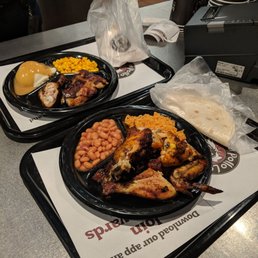 We didn't order this, someone else behind me did and it looked and smelled so good I had to take a picture. :)