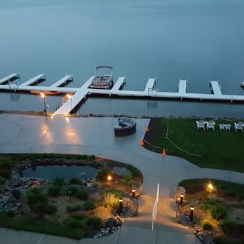 Bay Pointe Inn - Hotels Near Me - Shelbyville, Michigan Bay Pointe Inn - Hotels Near Me - Shelbyville, Michigan