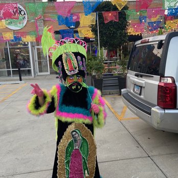 Baha Restaurant - Baja restaurante good place to go and dance chinelo dance - Seafood Near Me - Chicago, Illinois