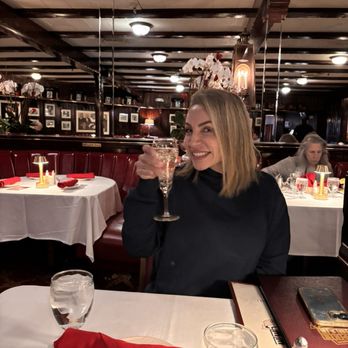 Burbank Smokehouse - Prosecco time! - Steakhouses Near Me - Burbank, California Burbank Smokehouse - Prosecco time! - Steakhouses Near Me - Burbank, California