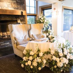 Timeless Arches - Sweetheart table