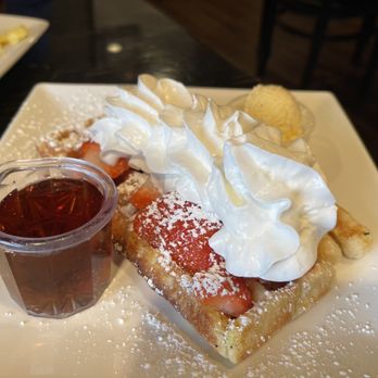Elements Kitchen Plus Bar - Strawberry waffle - New American Near Me - Emmett, Idaho