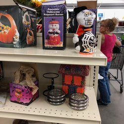 Palmetto Goodwill - Seasonal stuff