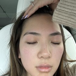 Face2face Threading & Skincare - Right side is after my good lady cleaned it up at least... but as you can see it's super skinny. It looks worse in person trust me.