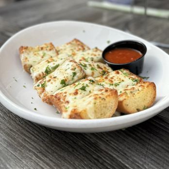 Base Camp Pizza - Garlic cheese bread - Pizza Near Me - South Lake Tahoe, California