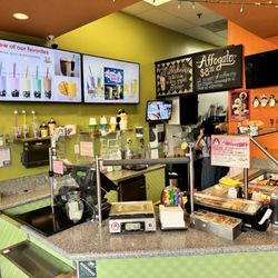 Penguin Yogurt Factory - Order here!
