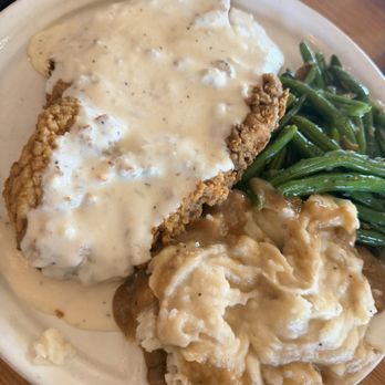 Dot Coffee Shop - Chicken Fried Steak Mashed Potatoes and Green Beans - American Near Me - Houston, Texas