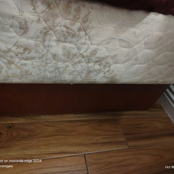 Tropic Lodge - All of the dried blood soaked in the broken box spring that they covered up with a dark red bed skirt . - Hotels Near Me - Garden Grove, California Tropic Lodge - All of the dried blood soaked in the broken box spring that they covered up with a dark red bed skirt . - Hotels Near Me - Garden Grove, California