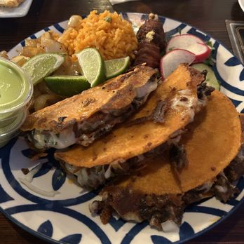 Dona Leti's - Tacos with green sauce - Cocktail Bars Near Me - Houston, Texas