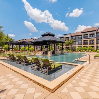 The Edge at Glade Parks Apartments - Apartments Near Me - Euless, Texas