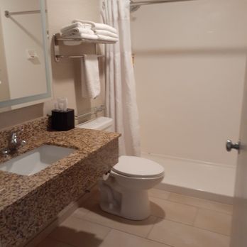 Best Western Plus Steeplegate Inn - Hotels Near Me - Davenport, Iowa