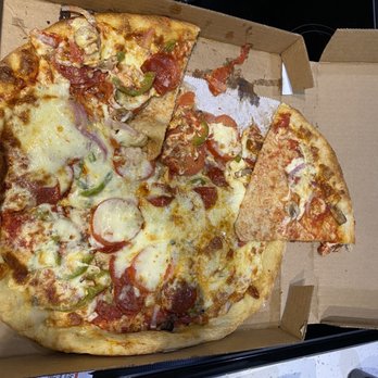 Fellini's Pizza - Soggy pizza - Pizza Near Me - Atlanta, Georgia Fellini's Pizza - Soggy pizza - Pizza Near Me - Atlanta, Georgia