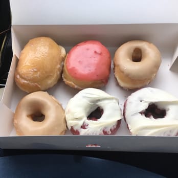 Daylight Donuts - Cream cheese filled, red velvet and maple are the best! - Donuts Near Me - Valdosta, Georgia Daylight Donuts - Cream cheese filled, red velvet and maple are the best! - Donuts Near Me - Valdosta, Georgia