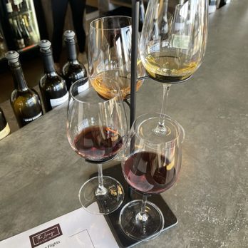 Lodi Crush - Tasting a Mixed Flight - Wine Bars Near Me - Lodi, California
