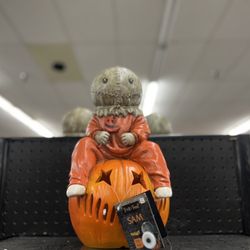 Spirit Halloween