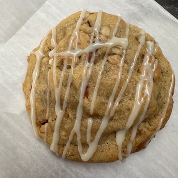 Your Happy Place - This cookie was amazing. Caramel White Chocolate. Yum!!! But every cookie is delicious!! - Bakeries Near Me - Kissimmee, Florida Your Happy Place - This cookie was amazing. Caramel White Chocolate. Yum!!! But every cookie is delicious!! - Bakeries Near Me - Kissimmee, Florida