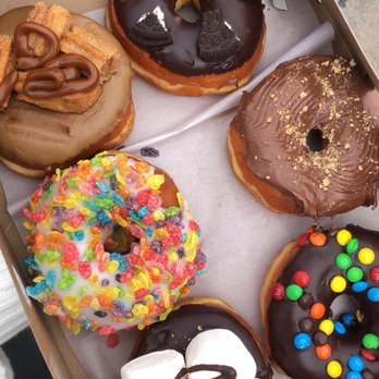 Randy's Donuts - Donuts Near Me - El Segundo, California Randy's Donuts - Donuts Near Me - El Segundo, California