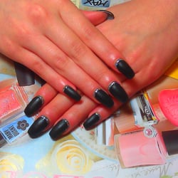 Yanan nails