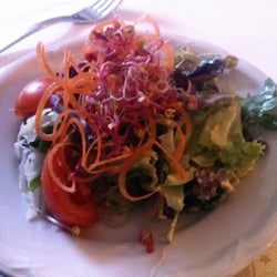 Oehlschläger-Stube - Gemischter Salat mit einem Joghurt-Dressing