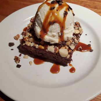 Houston's Restaurant - Brownie - Steakhouses Near Me - Pasadena, California Houston's Restaurant - Brownie - Steakhouses Near Me - Pasadena, California