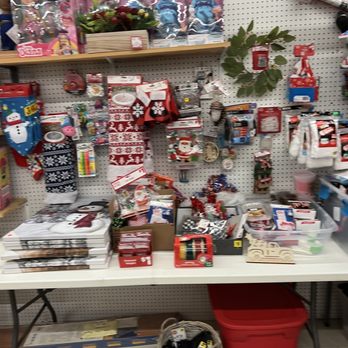 Traderbaker Malls - Booth 255 Toys and Christmas Stuff all types of things All brand new items!! - Flea Markets Near Me - Martinsville, Indiana Traderbaker Malls - Booth 255 Toys and Christmas Stuff all types of things All brand new items!! - Flea Markets Near Me - Martinsville, Indiana