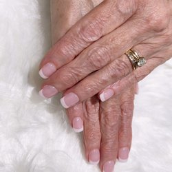 Nails So Happy - Pink and White by Jenny