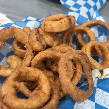 Elise's Eatery - Onion rings - Burgers Near Me - Crescent City, California