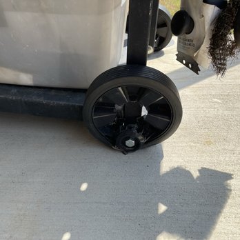 Bar-B-Clean Central Texas - Front wheel broken - Grill Services Near Me - Lorena, Texas