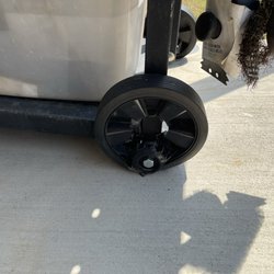Bar-B-Clean Central Texas - Front wheel broken