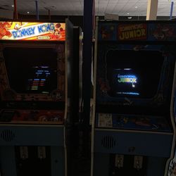 Headless Horseman Arcade - Donkey Kong and donkey Kong junior