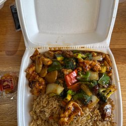 Grand Wok - Hunan Chicken with Fried Rice