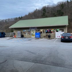 Barrie's Exxon
