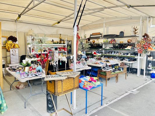 Broadacres Marketplace by null