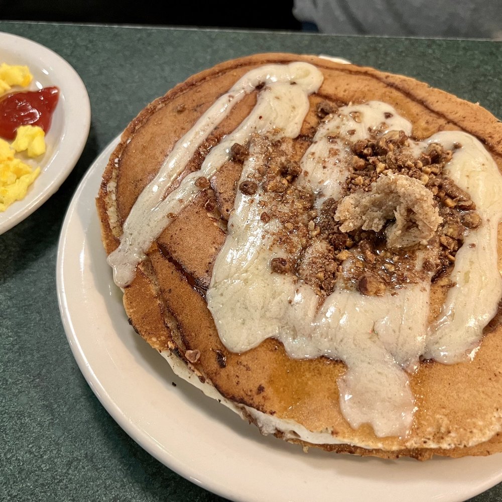 Metro Diner - Cinnamon Apple Pancakes - Diners Near Me - Newark, Delaware Metro Diner - Cinnamon Apple Pancakes - Diners Near Me - Newark, Delaware