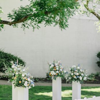 Delford West Flowers - Florists Near Me