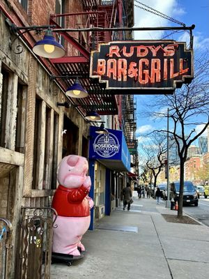 Rudy's Bar & Grill by null