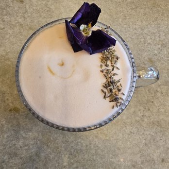 Glimmer Cafe - Lavender Honey Latte - Cafes Near Me - Delray Beach, Florida