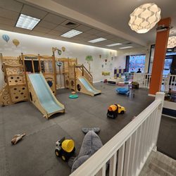 Sippy Cups Cafe - Spacious, brightly lit and clean play area.